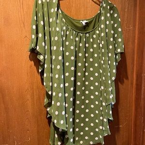 Green PolkaDot Fun Flowy Top, 26/28